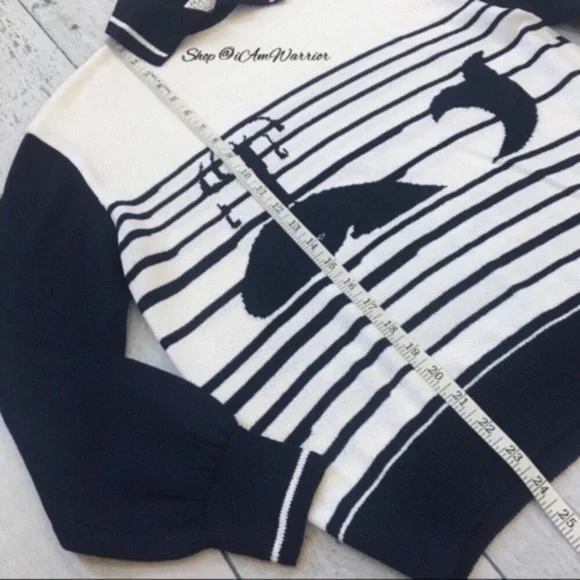 St. John Collection santana knit whale motif collared sweater *shop@iamw…